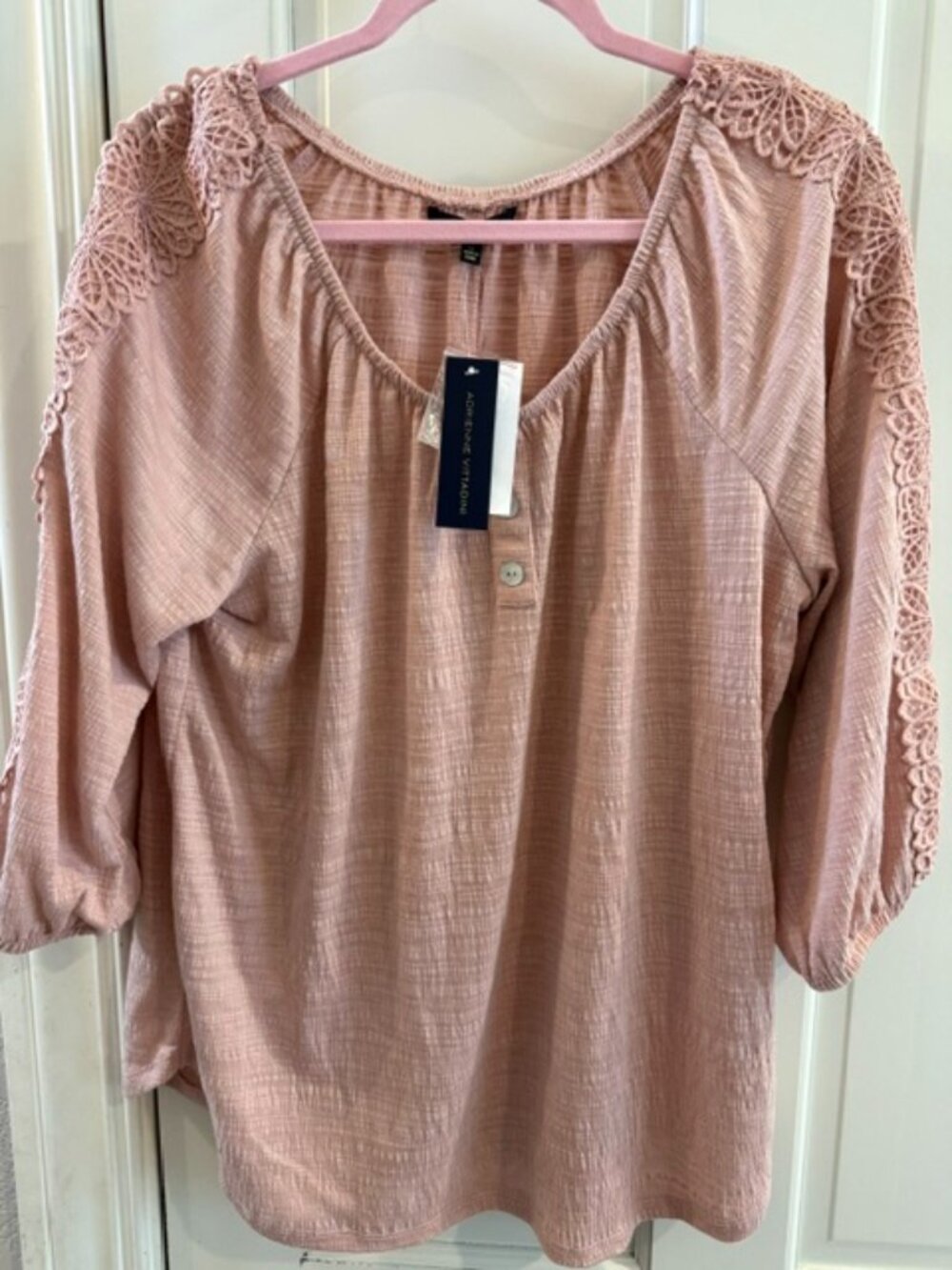 Womens Adrienne Vittadini Pale Mauve Gauze Blouse Crochet Lace Sleeve XL nwt